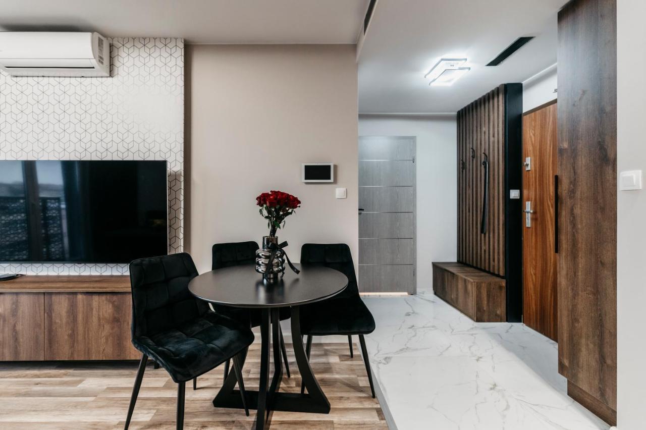 אוסטרוב וילקופולסקי Apartamenty Park City מראה חיצוני תמונה